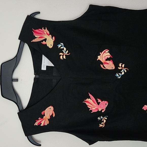 Vintage Annie Alexander Linen Embroidered Fish zip back sleeveless tank top 10. - Picture 2 of 9